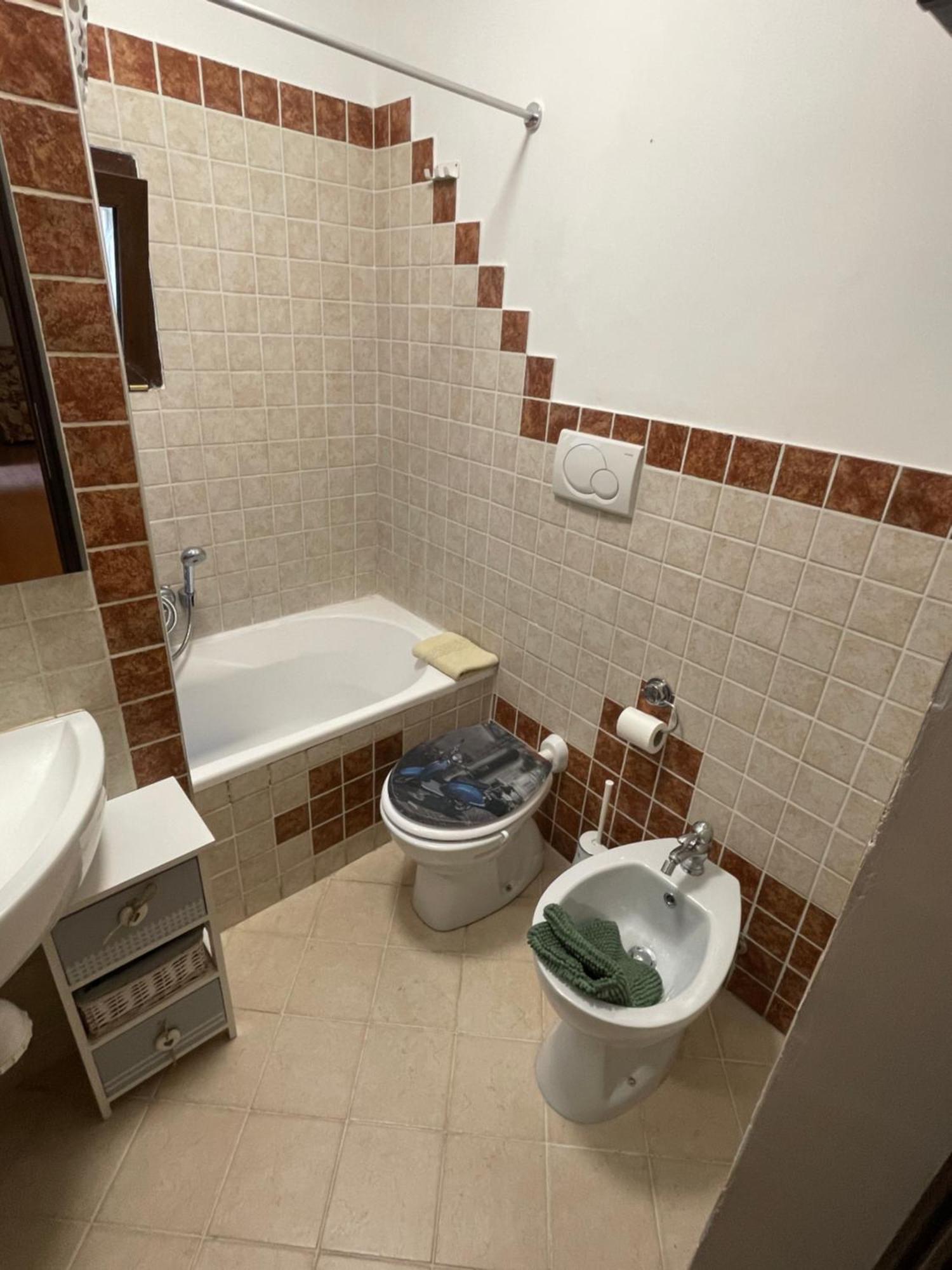 Appartement House With Private Garden à Rome Extérieur photo